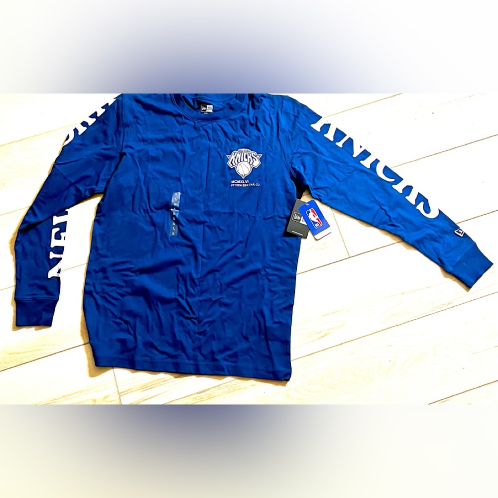 NY Knicks Longsleeve Lightweight Shirt